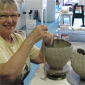 44253140034A017E_-175